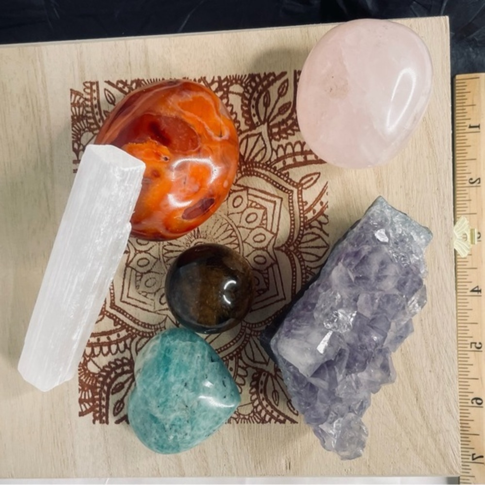 Energy Crystal Box - Picture 2 of 3